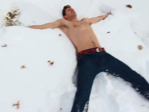 Arkansas: Shirtless Lambda Chi Alpha brothers make Katy Perry &#8220;Roar&#8221; video in the snow