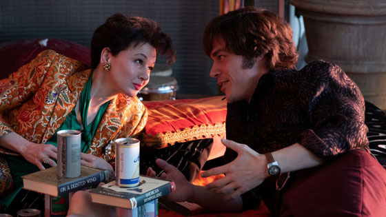 Renee Zellweger as Judy Garland and Finn Wittrock as Mickey Deans