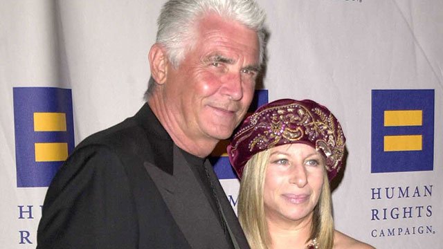 James Brolin and Barbra Streisand at the Human Rights Campaign Annual Gala in the Century Plaza Hotel, Century City, CA. 03-06-04 — Photo by s_bukley