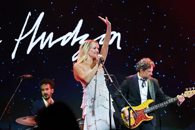 Kate Hudson performs onstage during the 35th GLAAD Media Awards - Los Angeles at The Beverly Hilton on March 14, 2024 in Beverly Hills, California. 