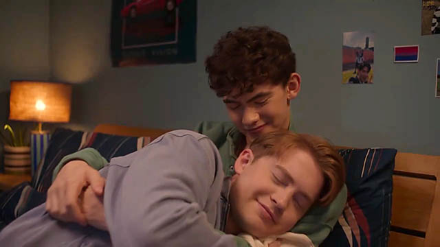 Kit Connor and Joe Locke in HEARTSTOPPER
