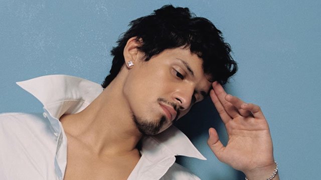 Omar Apollo (photo: Altor Laspiur)