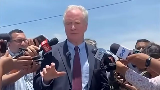 Sen. Chris Van Hollen (D-MD)