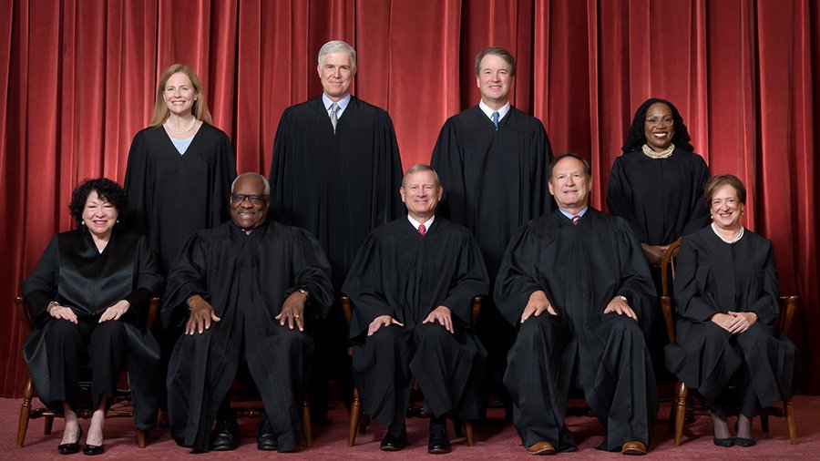 Official Supreme Court photo 2022