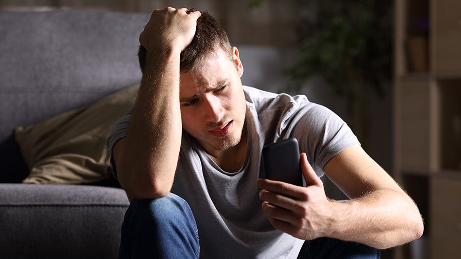 Suicide prevention hotline for LGBTQ youth to be eliminated by Trump administration (via Depositphotos)
