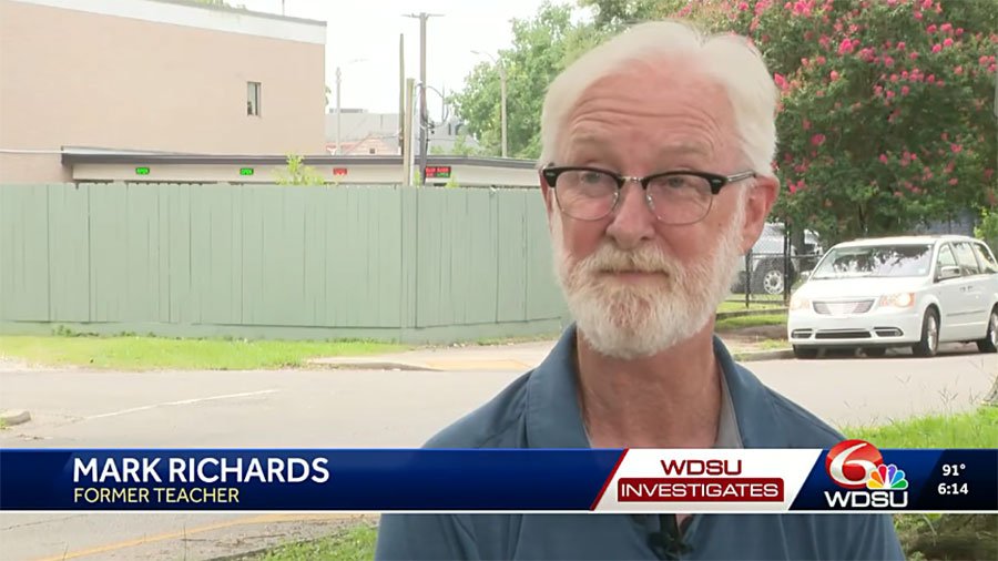 Music teacher Mark Richards (screen capture)