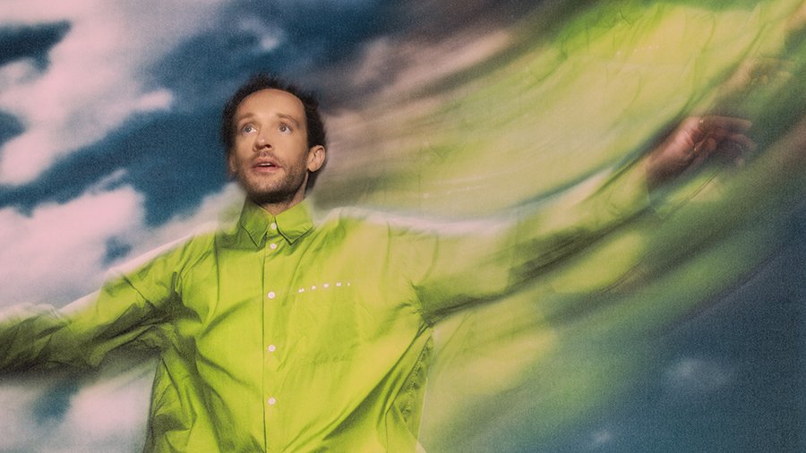 Wrabel releases new single 'up above' (photo: Dana Trippe)