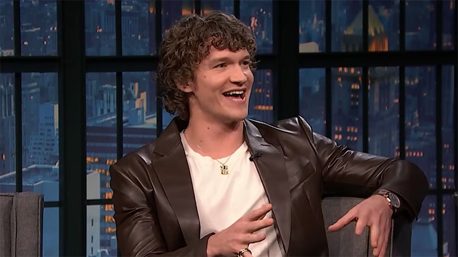 Connor Storrie on Late Night with Seth Meyers (screen cap)