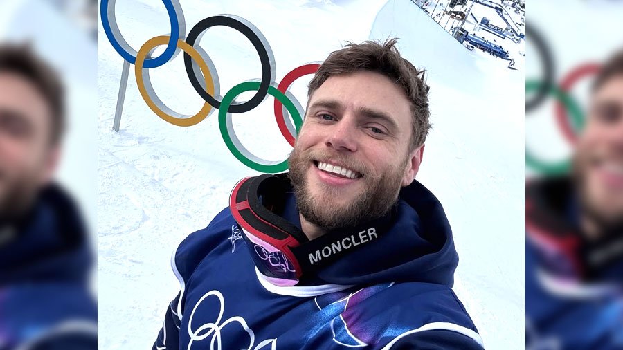 Gus Kenworthy lands in the finals of the men's freestyle halfpipe at the 2026 Winter Olympics