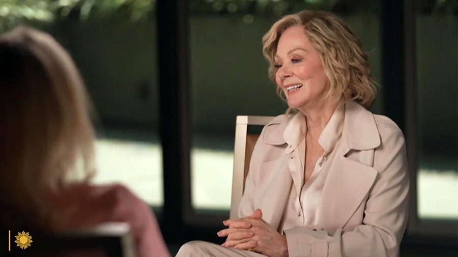 Jean Smart talks to CBS Sunday Morning about the final season of HACKS