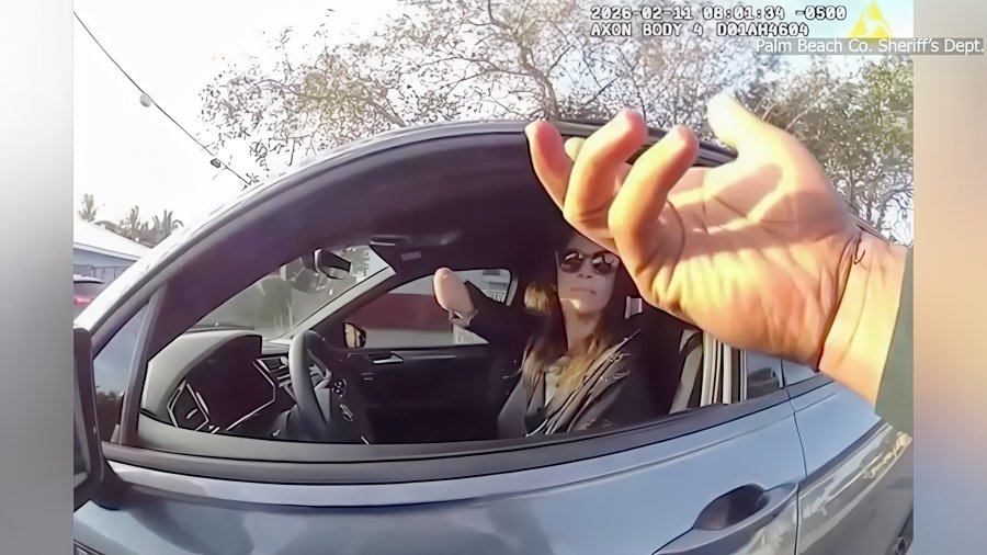 Florida woman ticketed for driving while texting with her right hand, which she doesn't have