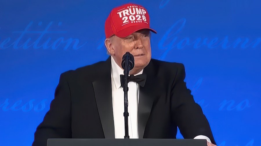 Donald Trump bombs at White House Correspondent's Dinner