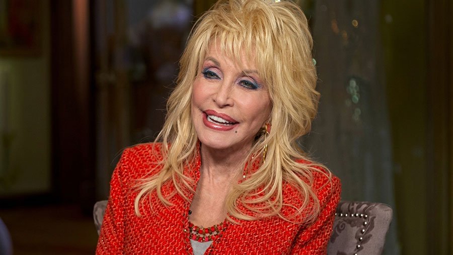 Dolly Parton (screen capture)