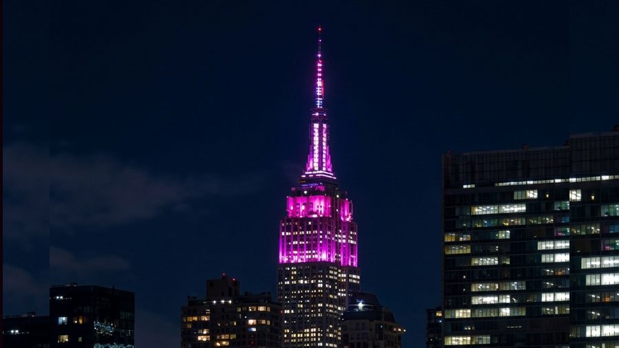 Empire State Building goes pink for Dolly Parton